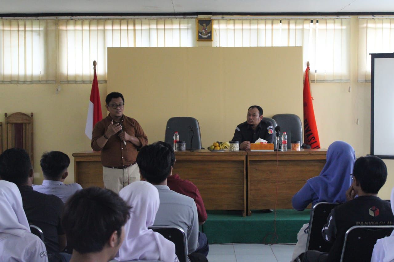 Bawaslu Kabupaten Subang Gelar Rapat Penguatan Tata Kelola Kehumasan